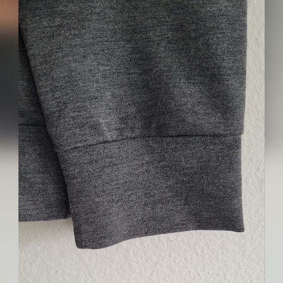 Believe Holiday Sweatshirt, Gray, Size Medium, New Without Tags. - Picture 5 of 5